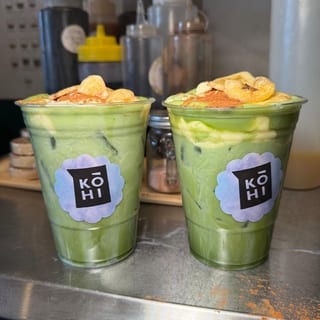 BANANACCINO MATCHA  ( Milk Subtitution not available )