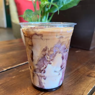 BLUEBERRY VANILLA LATTE