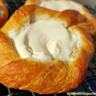 CHEESE DANISH