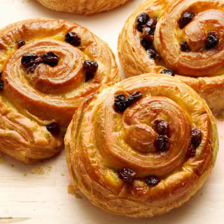 RAISIN ROLL